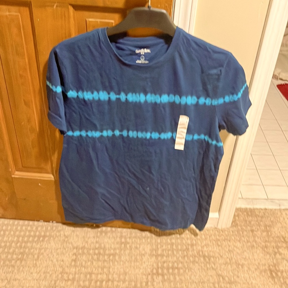 Blue Goodfellow T-Shirt Large never worn.